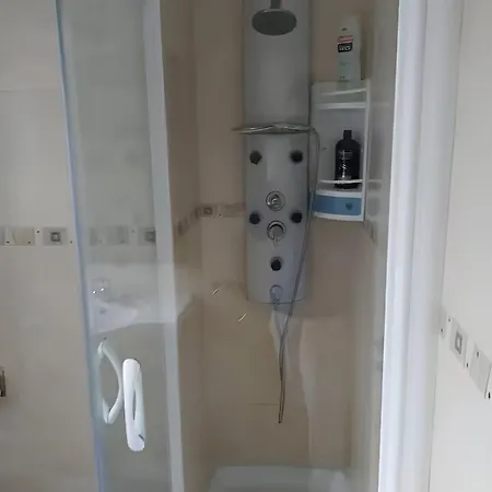 Acogedor Piso Bien Ubicado דירה *